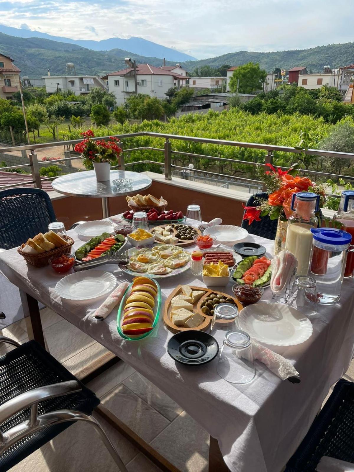 Harmony Villa Berat Exterior foto